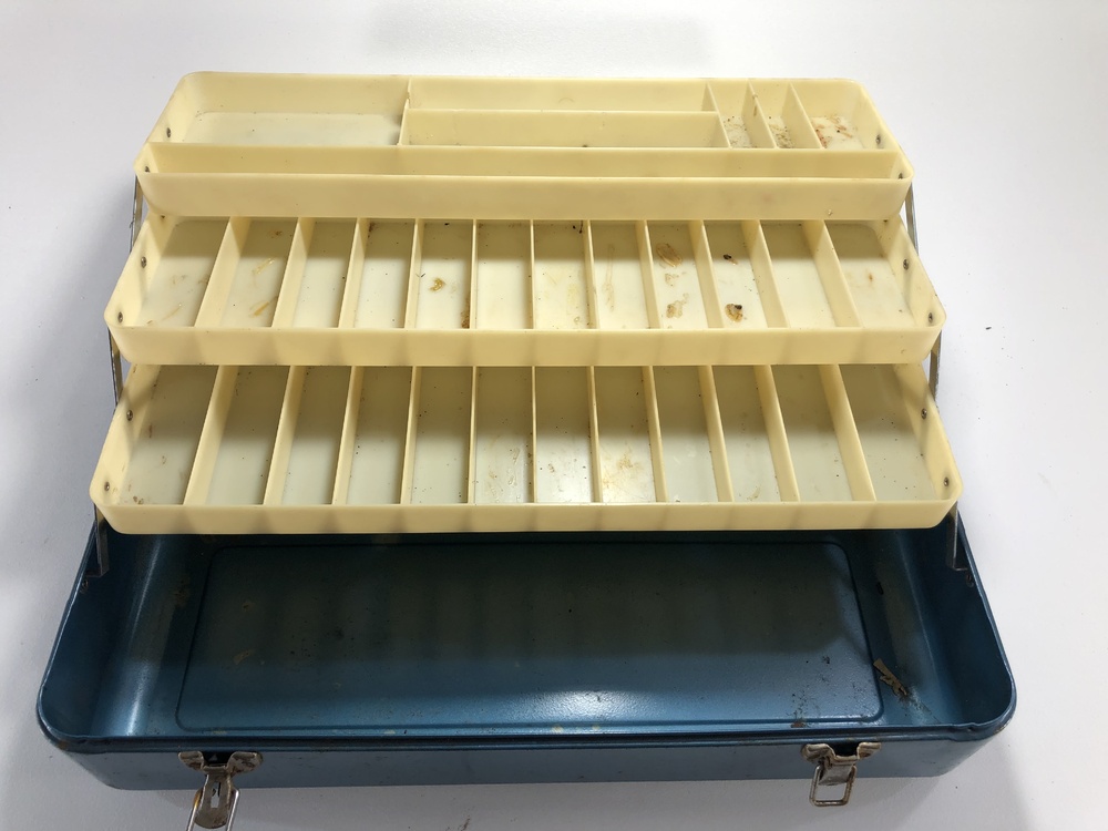 Metal Old Pal Tackle Box 60's-70's Metal Old Pal Tackle Box 60's-70's